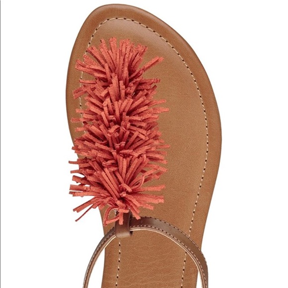 Rust Boho Chic Vive Fringe Thong Sandals - Picture 4 of 4